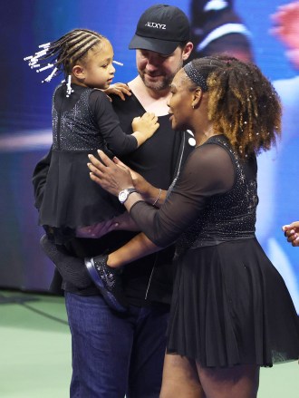 Serena Williams of USA with her husband Alexis Ohanian and their daughter Olympia Ohanian during a ceremony celebrating her carreer following her first round victory during day 1 of the US Open 2022, 4th Grand Slam tennis tournament of the season on August 29, 2022 at USTA National Tennis Center in New York, United States - Photo Jean Catuffe / DPPI
TENNIS - US OPEN 2022 - WEEK 1, , New York, Etats-Unis - 30 Aug 2022
