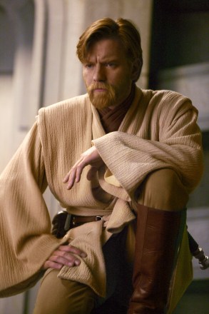 Editorial use only. No book cover usage.Mandatory Credit: Photo by Lucasfilm/Fox/Kobal/REX/Shutterstock (5886270ae)Ewan McGregorStar Wars Episode III - Revenge Of The Sith - 2005Director: George LucasLucasfilm/20th Century FoxUSAScene StillScifiStar wars: Episode III - La revanche des sith