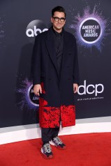 Daniel Levy
47th Annual American Music Awards, Arrivals, Microsoft Theater, Los Angeles, USA - 24 Nov 2019
Wearing Valentino same outfit as catwalk model *10056716ab