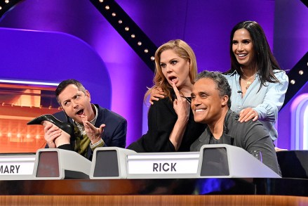 MATCH GAME -6/28/20 - The iconic panel game show MATCH GAME, hosted by Golden Globe and Emmy Award-winning actor Alec Baldwin, returns to primetime airing on SUNDAYS (10-11pm, ET) on the ABC Television Network. Celebrity panelists for Sunday, June 28 include Thomas Lennon, Mary McCormack, Rick Fox, Caroline Rhea, Bob Saget, and Padma Lakshmi. 
(ABC/Jeff Neira)
THOMAS LENNON, MARY MCCORMACK, RICK FOX, PADMA LAKSHMI