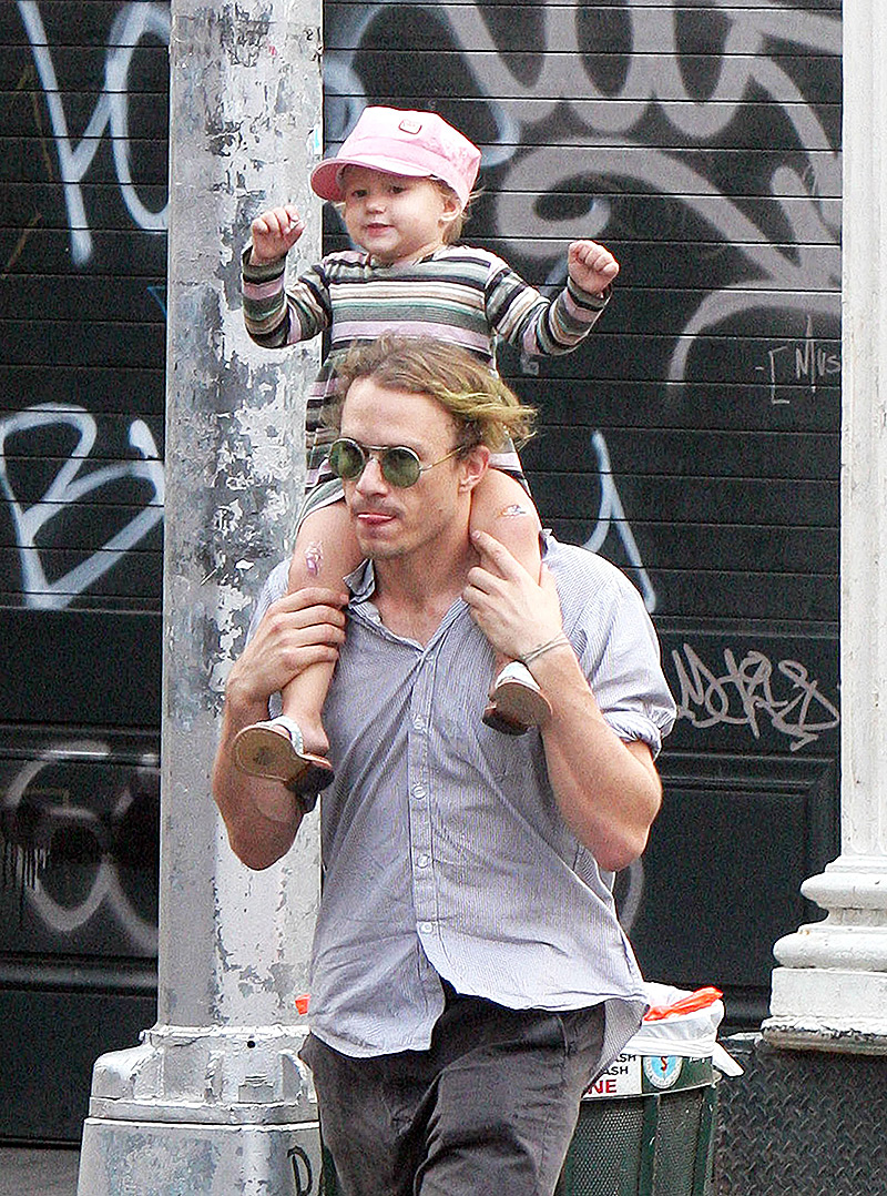 [PICS] Matilda Ledger See Heath Ledger & Michelle Williams’ Daughter