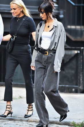Bella Hadid wears two belts in New York CityPictured: Bella HadidRef: SPL5320215 170622 NON-EXCLUSIVEPicture by: Robert O'Neil / SplashNews.comSplash News and PicturesUSA: +1 310-525-5808London: +44 (0)20 8126 1009Berlin: +49 175 3764 166photodesk@splashnews.comWorld Rights