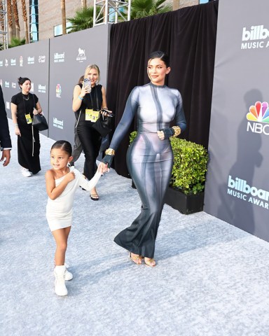 2022 BILLBOARD MUSIC AWARDS -- Pictured: Kylie Jenner arrives to the 2022 Billboard Music Awards held at the MGM Grand Garden Arena on May 15, 2022. -- (Photo by Todd Williamson/NBC)