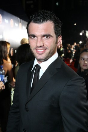 Tony Dovolani
Entertainment Tonight Primetime Emmy Awards After Party, Disney Concert Hall, Los Angeles, America - 21 Sep 2008
September 21, 2008: Los Angeles, CA
Driton 'Tony' Dovolani ( Driton Dovolani )
Entertainment Tonight Emmy Awards Party sponsored by PEOPLE Magazine and held at the Disney Concert Hall.
Photo by Alex Berliner ® Berliner Studio/BEImages