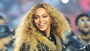 Beyonce Performing Live