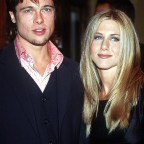 jennifer-aniston-brad-pitt-cutest-moments-12