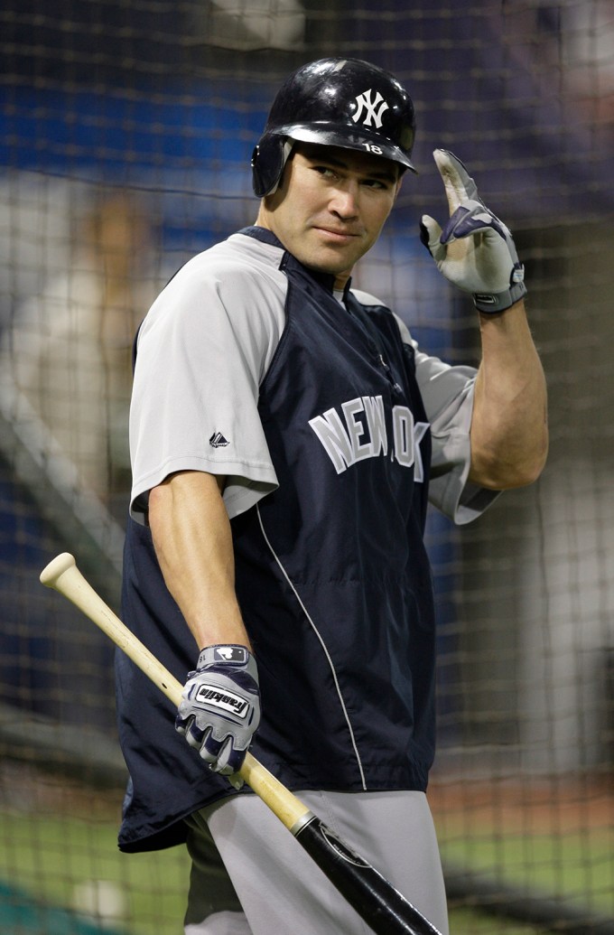 Johnny Damon hits the batting cage for the Yankees in 2009