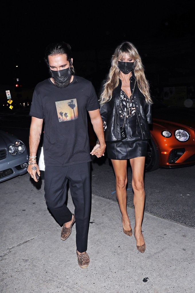 Heidi Klum & Tom Kaulitz walking