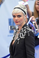 Photo by: KGC-143/STAR MAX/IPx
2017
7/24/17
Cara Delevingne at the premiere of "Valerian and The City of a Thousand Planets" in London, England.