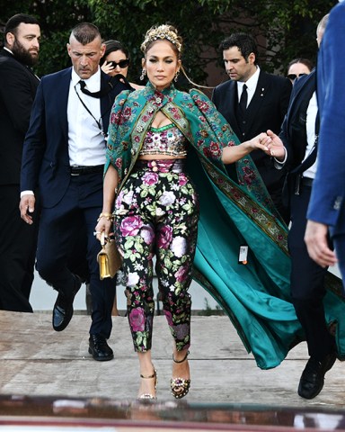 Jennifer Lopez leaves The Hotel San Clemente and arrives at The Parade in Piazza San Marco for Dolce and Gabanna show.  Pictured: Jennifer Lopez Ref: SPL5249784 290821 NON-EXCLUSIVE Picture by: Venezia2020/IPA / SplashNews.com  Splash News and Pictures USA: +1 310-525-5808 London: +44 (0)20 8126 1009 Berlin: +49 175 3764 166 photodesk@splashnews.com  World Rights, No France Rights, No Italy Rights, No Spain Rights