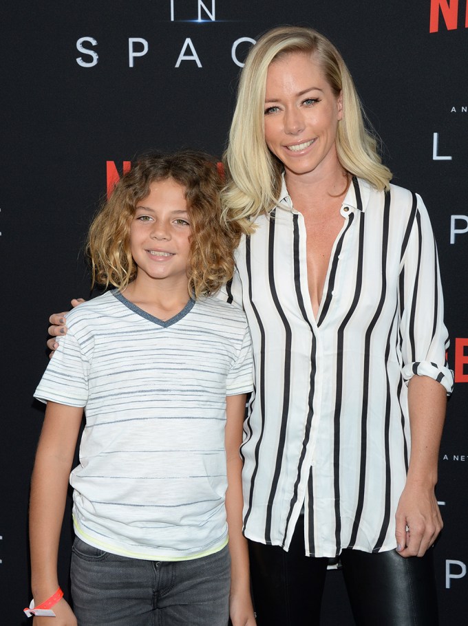 Kendra Wilkinson & Her Son Hank At The Premiere Of ‘Lost in Space’