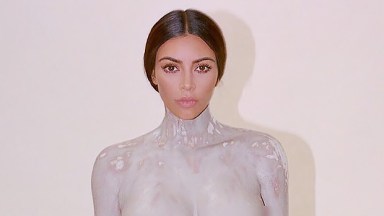 Kim Kardashian Covered in Clay