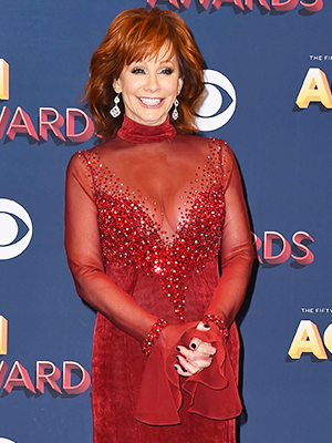 Reba McEntire’s Outfits At ACM Awards 2018 — Photos – Hollywood Life