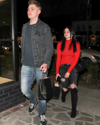 West Hollywood, CA  - *EXCLUSIVE*  - Ariel Winter looks smitten while out with her boyfriend Levi Meaden. The duo are seen out walking arm in arm as they exit salon Nine Zero together.Pictured: Ariel Winter, Levi Meaden BACKGRID USA 14 DECEMBER 2018 USA: +1 310 798 9111 / usasales@backgrid.comUK: +44 208 344 2007 / uksales@backgrid.com*UK Clients - Pictures Containing ChildrenPlease Pixelate Face Prior To Publication*