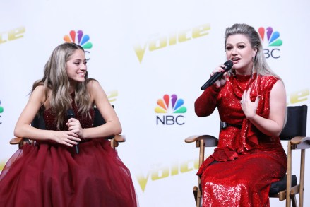 THE VOICE -- "Live Finale" Episode 1419B -- Pictured: (l-r) Brynn Cartelli, Kelly Clarkson -- (Photo by: Tyler Golden/NBC)