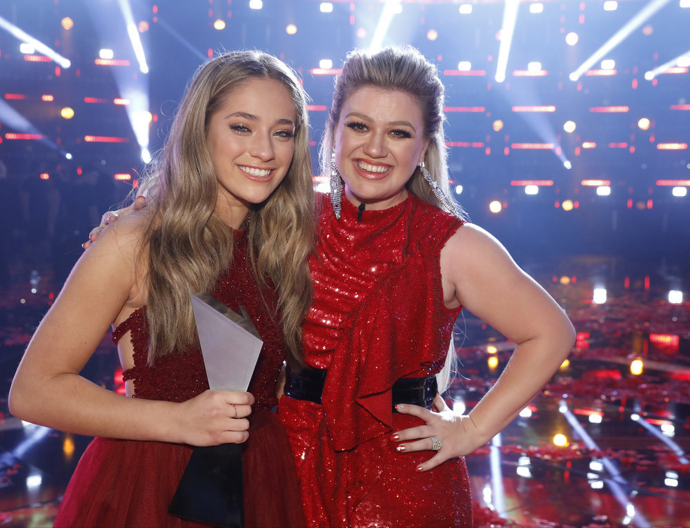 THE VOICE -- "Live Finale" Episode 1419B -- Pictured: (l-r) Brynn Cartelli, Kelly Clarkson -- (Photo by: Trae Patton/NBC)