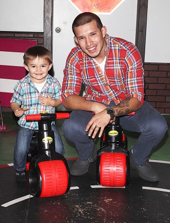 Teen Mom 2 Kail Lowry book party for her first children's book "Love is Bubblegum" - Bel AirPictured: Javi Marroquin,Lincoln Marroquin,Kail LowryJavi MarroquinIsaac RiveraLincoln MarroquinRef: SPL1177016 141115 NON-EXCLUSIVEPicture by: SplashNews.comSplash News and PicturesLos Angeles: 310-821-2666New York: 212-619-2666London: 0207 644 7656Milan: 02 4399 8577photodesk@splashnews.comWorld Rights