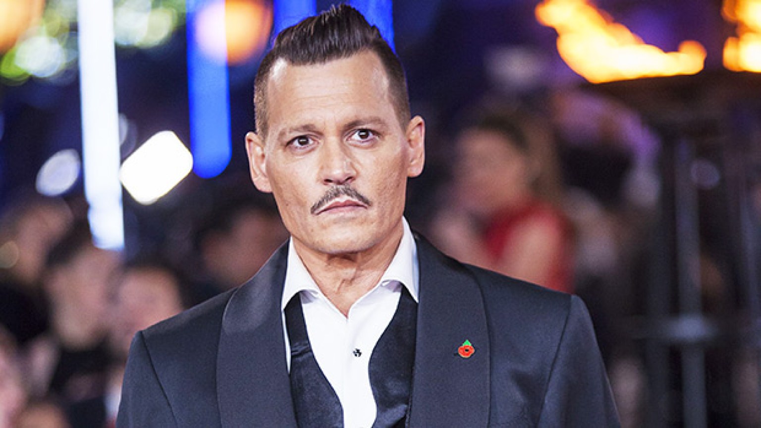 Johnny Depp’s Mohawk: See Braided Hair Makeover — Pic – Hollywood Life