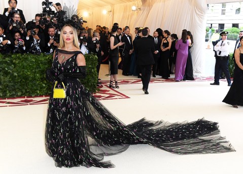 Dresses Of The 2018 Met Gala — Who Was The Best Dressed? – Hollywood Life