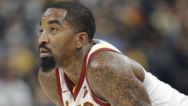 J.R. Smith Causes Overtime By Running Out Clock When Cavs Tied Warriors ...