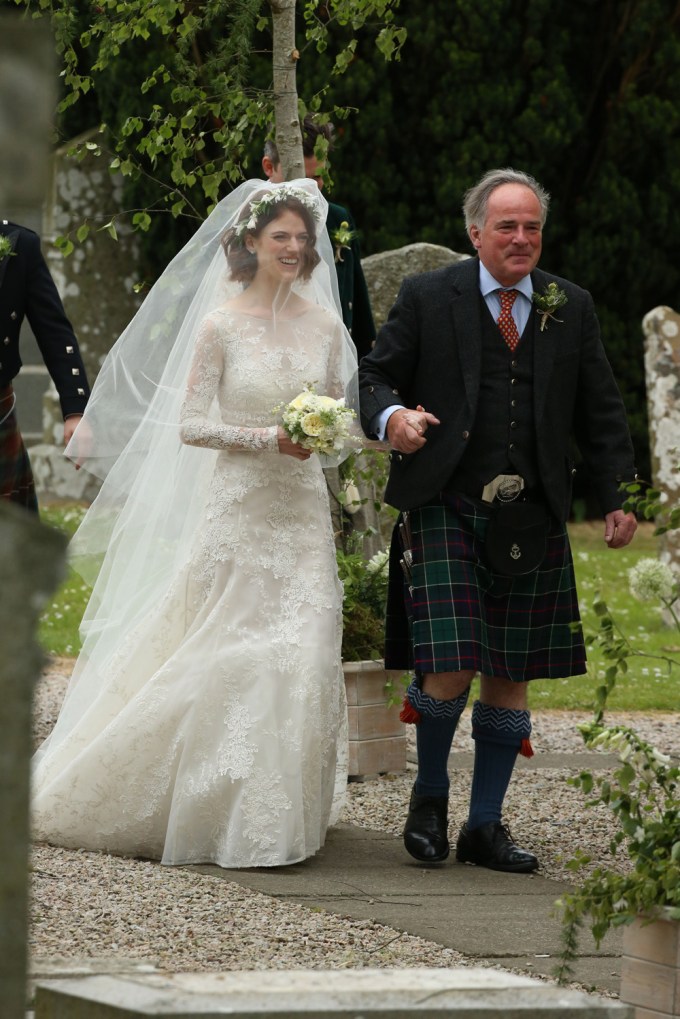 Kit Harington & Rose Leslie’s Wedding – Pics Of Their Special Day ...