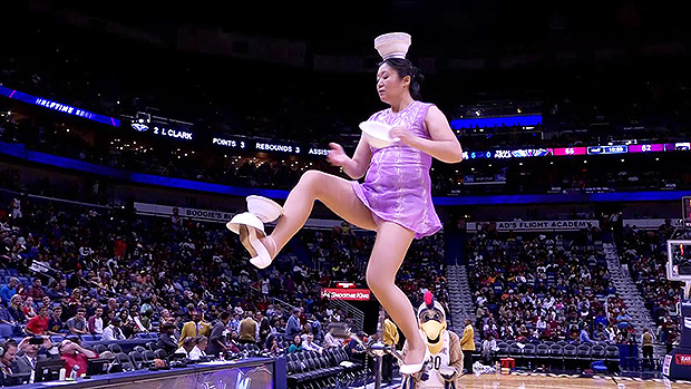 Red Panda's Unicycle Fall: Video Of Her Game 3 Tumble At ...