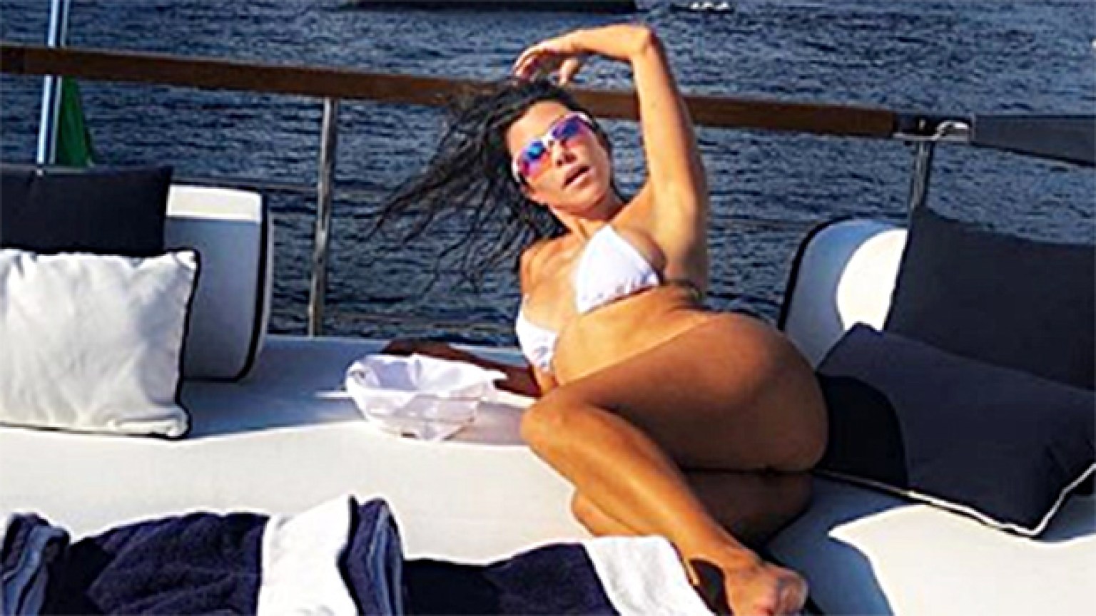 Celebrity Tanning Photos See Stars Catching Rays In These Sizzling