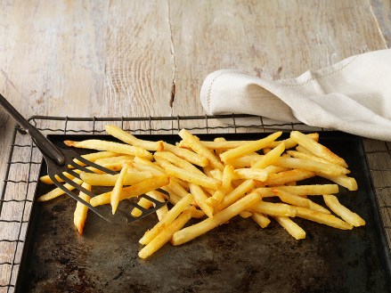 Minimum usage fee is £35
Mandatory Credit: Photo by Cultura/REX/Shutterstock (2941508a)
Frites on baking sheet
VARIOUS