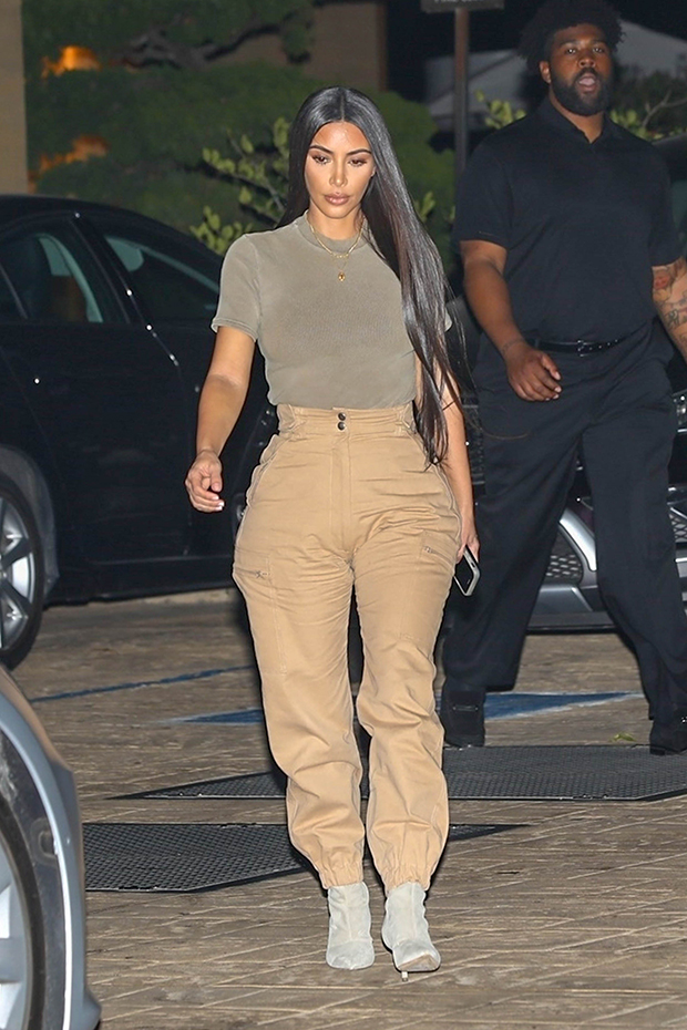 Kim Kardashian In Cargo Pants & Heels: See Her Wild Outfit – Hollywood Life