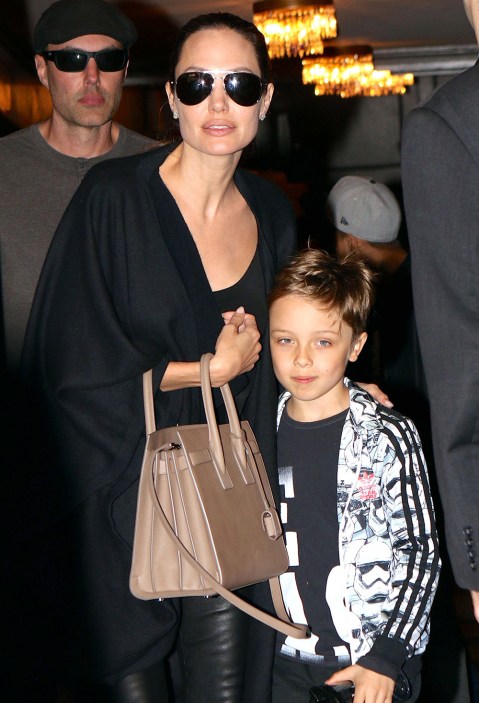 Knox & Vivienne Jolie-Pitt: Photos Of The Twins Over The Years ...