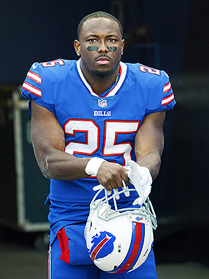 LeSean McCoy: Photos Of The NFL Pro – Hollywood Life