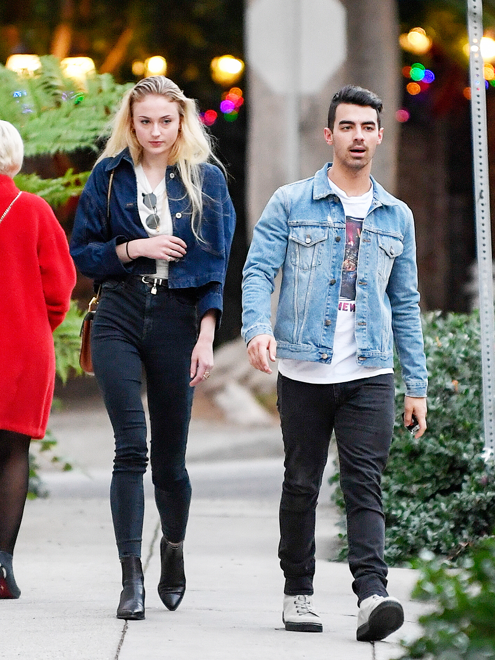 Joe Jonas and Sophie Turner leave a recording studio in Beverly Hills

Pictured: Joe Jonas and Sophie Turner,Joe Jonas
Sophie Turner
Ref: SPL1392103 291116 NON-EXCLUSIVE
Picture by: SplashNews.com

Splash News and Pictures
Los Angeles: 310-821-2666
New York: 212-619-2666
London: 0207 644 7656
Milan: +39 02 4399 8577
Sydney: +61 02 9240 7700
photodesk@splashnews.com

World Rights