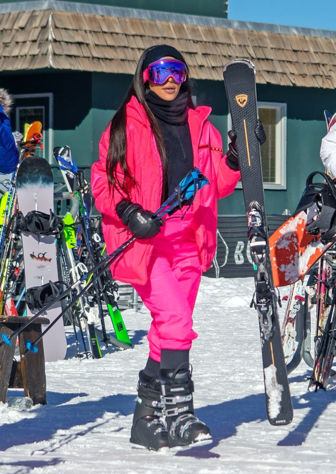 Kim Kardashian In Neon Pink Ski Outfit