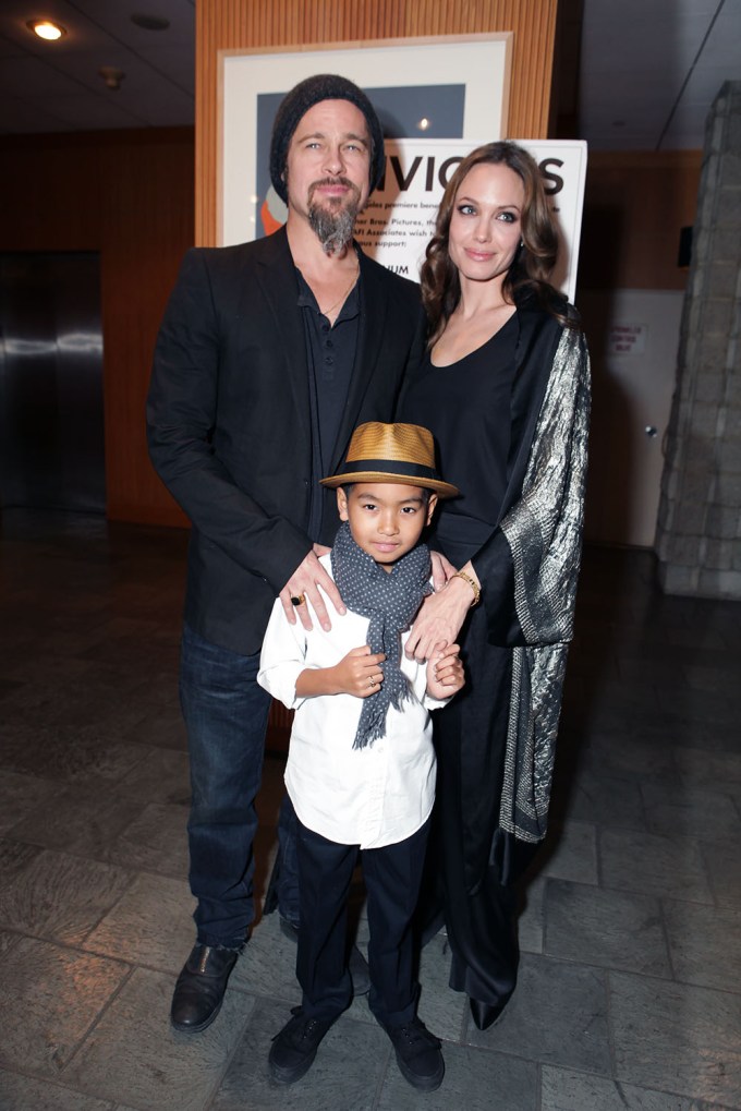 Brad Pitt & Angelina Jolie attend ‘Invictus’ premiere with Maddox