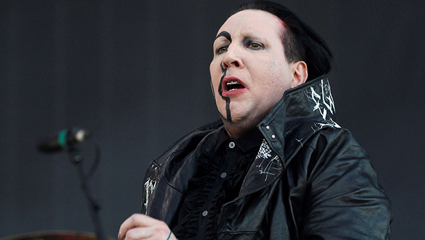 Marilyn Manson Collapses On Stage After Complaining Of ...