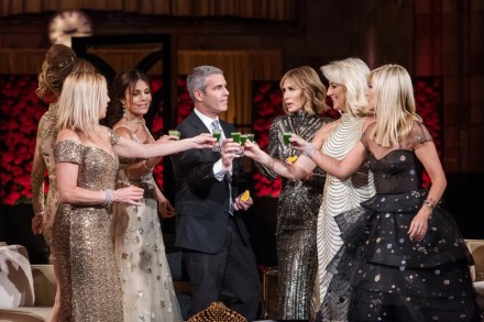 THE REAL HOUSEWIVES OF NEW YORK CITY -- "Reunion" -- Pictured: (l-r) Ramona Singer, Bethenny Frankel, Andy Cohen, Carole Radziwill, Dorinda Medley, Tinsley Mortimer -- (Photo by: Charles Sykes/Bravo)