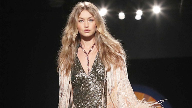Models’ Wardrobe Malfunctions During Fashion Shows – Gigi Hadid & More ...