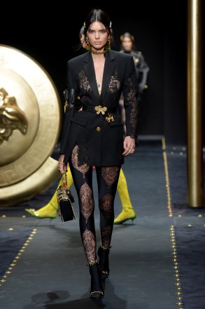 Kendall Jenner on the catwalkVersace show, Runway, Fall Winter 2019, Milan Fashion Week, Italy - 22 Feb 2019