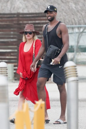 Mexico, MEXICO  - *EXCLUSIVE* - Superstar sisters Khloe Kardashian and Kendall Jenner were seen getting off of a boat with their men Tristan Thompson and Ben Simmons after a double date on a private island beach off the coast of Mexico.Pictured: Khloe Kardashian, Tristan ThompsonBACKGRID USA 15 AUGUST 2018 USA: +1 310 798 9111 / usasales@backgrid.comUK: +44 208 344 2007 / uksales@backgrid.com*UK Clients - Pictures Containing ChildrenPlease Pixelate Face Prior To Publication*