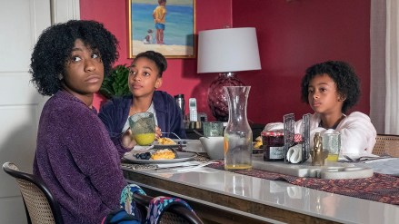 THIS IS US -- "Her" Episode 318 -- Pictured: (l-r) Lyric Ross as Deja, Eris Baker as Tess, Faithe Herman as Annie -- (Photo by: Ron Batzdorff/NBC)