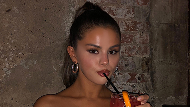 Selena Gomez Shows Off Sexy Cleavage In A Black Tube Top — Pics 