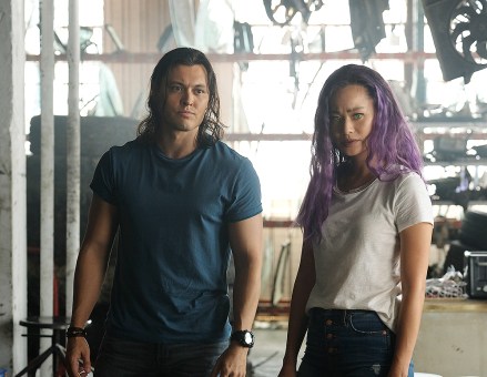THE GIFTED:  L-R:  Blair Redford and Jamie Chung in the "eMergence" Season Two premiere episode of THE GIFTED airing Tuesday, Sept. 25 (8:00-9:00 PM ET/PT) on FOX. ©2018 Fox Broadcasting Co. Cr:  Eliza Morse/FOX