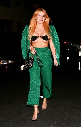 Los Angeles, CA  - *EXCLUSIVE*  - Bella Thorne steps out in Gucci at Mike Dean and Jeff Bhasker's Pre Grammy Party with fiance Benjamin Mascolo at OffSunset in Los Angeles.Pictured: Bella ThorneBACKGRID USA 2 APRIL 2022 USA: +1 310 798 9111 / usasales@backgrid.comUK: +44 208 344 2007 / uksales@backgrid.com*UK Clients - Pictures Containing ChildrenPlease Pixelate Face Prior To Publication*