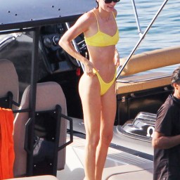 Kendall Jenner in yellow bikini sighted on a speed boat to have fun with friends on Mykonos Island, Greece. 08 Jul 2019 Pictured: Kendall Jenner. Photo credit: Savio / MEGA TheMegaAgency.com +1 888 505 6342 (Mega Agency TagID: MEGA461639_021.jpg) [Photo via Mega Agency]