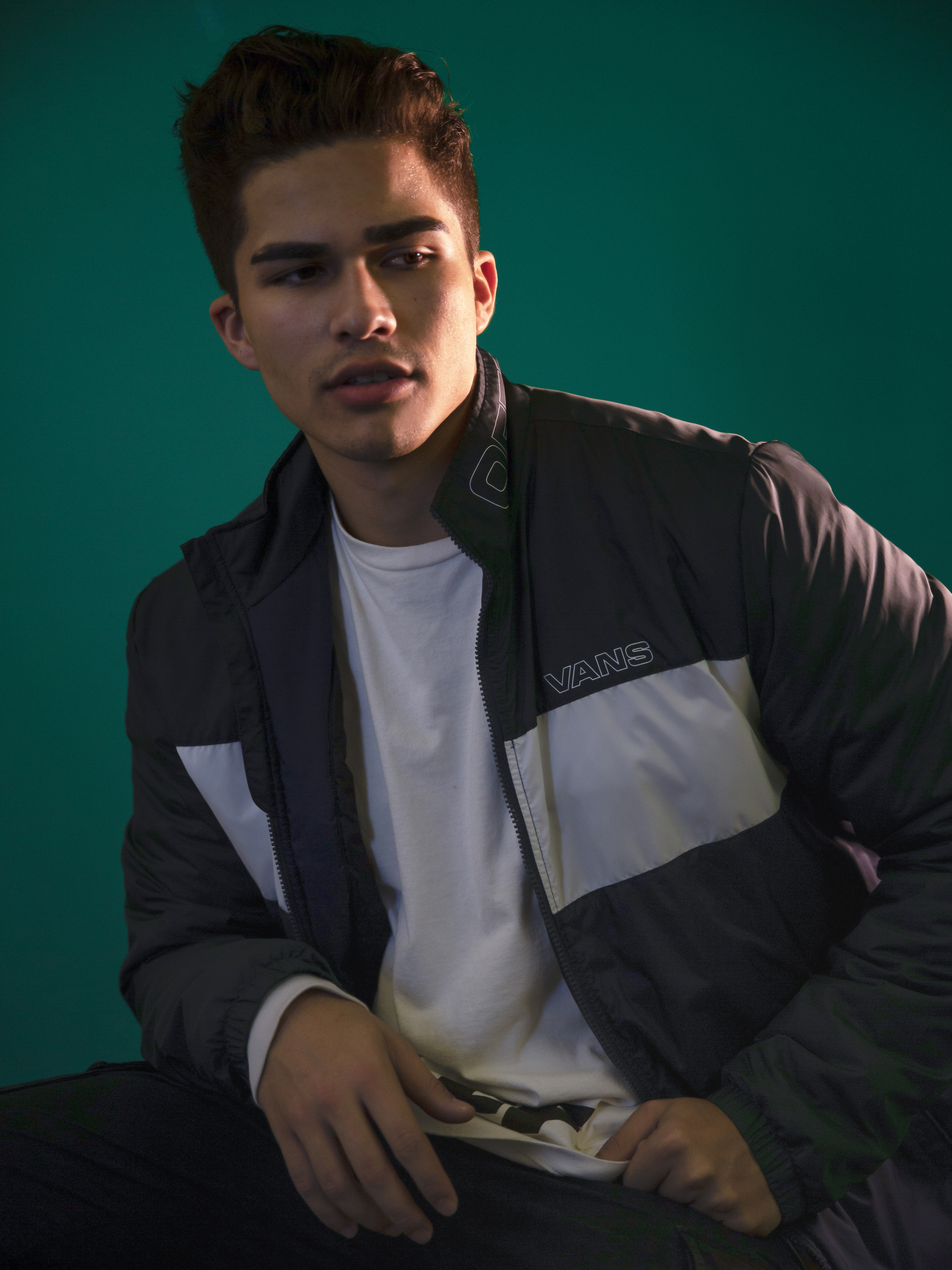 alex aiono 02