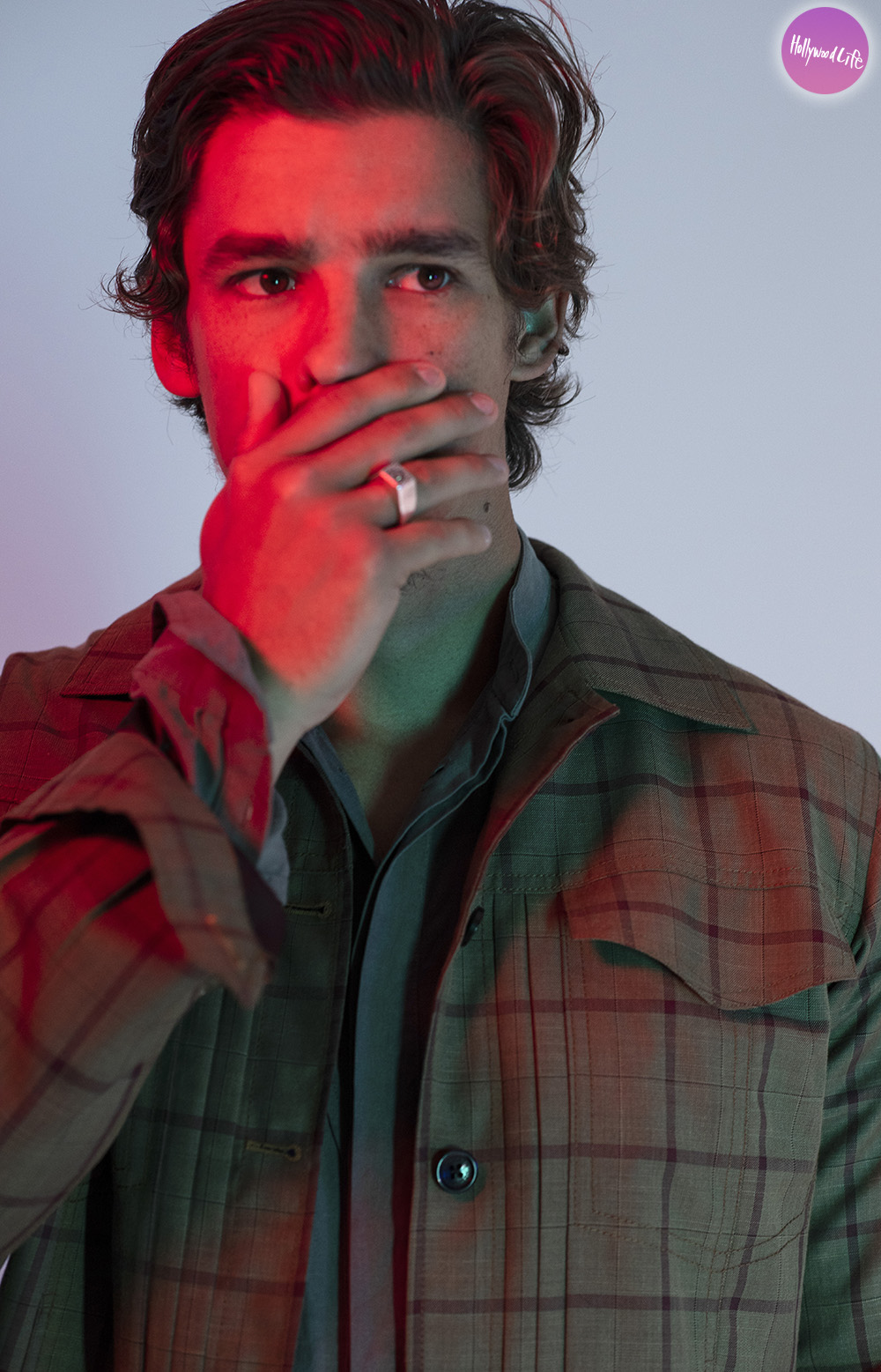 'Titans' stars Brenton Thwaites stopped by HollywoodLife's NYCC portrait studio in New York City