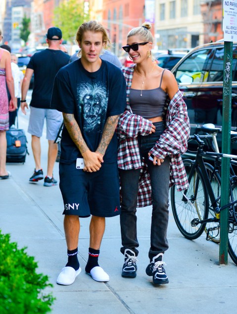 Justin Bieber & Hailey Baldwin’s Romantic Moments: See Pics – Hollywood ...