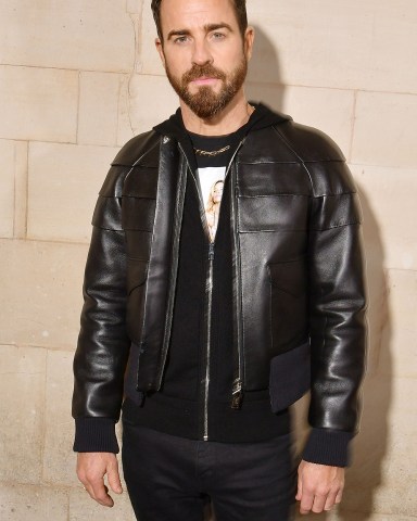 Justin Theroux in the front row
Louis Vuitton show, Front Row, Spring Summer 2019, Paris Fashion Week, France - 02 Oct 2018