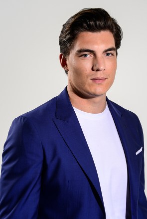 Zane Holtz visits HollywoodLife ahead of the premiere of his new film, Hunter Killer, starring Gerard Butler