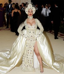 Cardi B
The Metropolitan Museum of Art's Costume Institute Benefit celebrating the opening of Heavenly Bodies: Fashion and the Catholic Imagination, Arrivals, New York, USA - 07 May 2018
2018 Costume Institute Benefit: Celebrating the opening of Heavenly Bodies: Fashion and the Catholic Imagination - Arrivals WEARING MOSCHINO